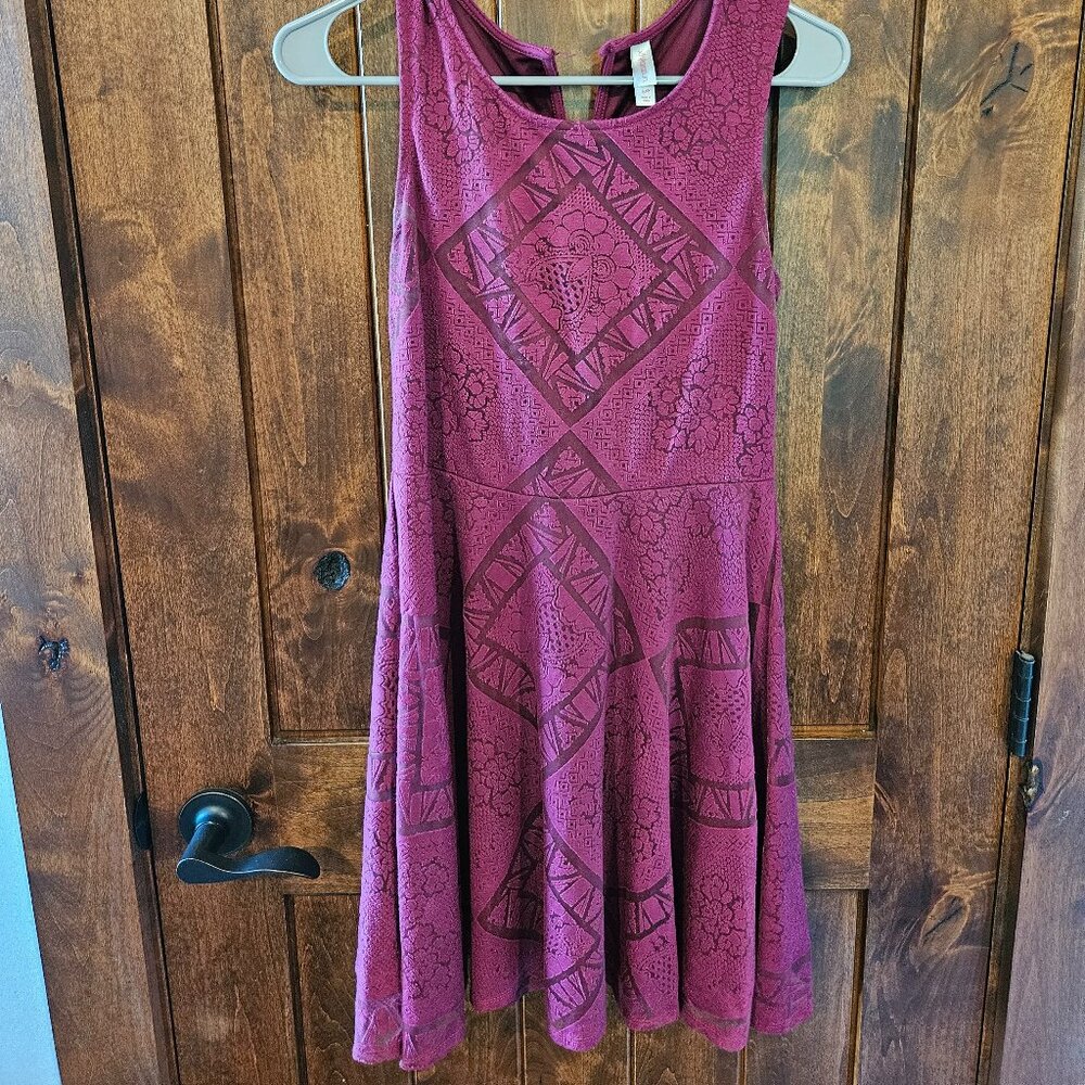 Xhiliration Pink A-line Lace Dress - Small